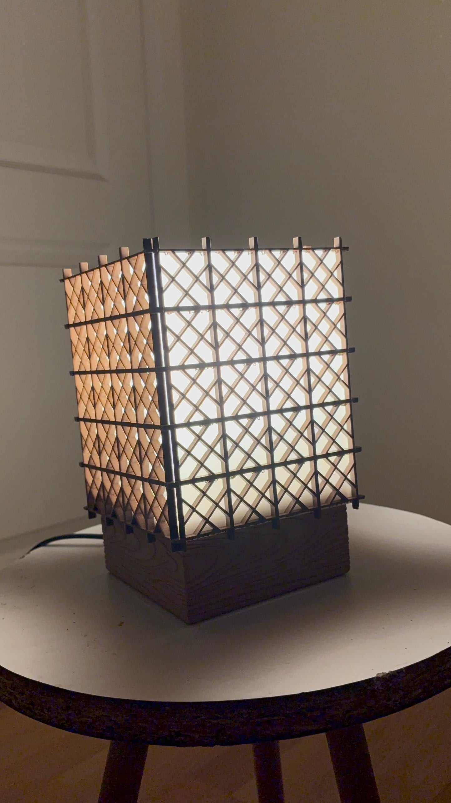 Kumiko.Kikkō masa lambası, farklı görünüm