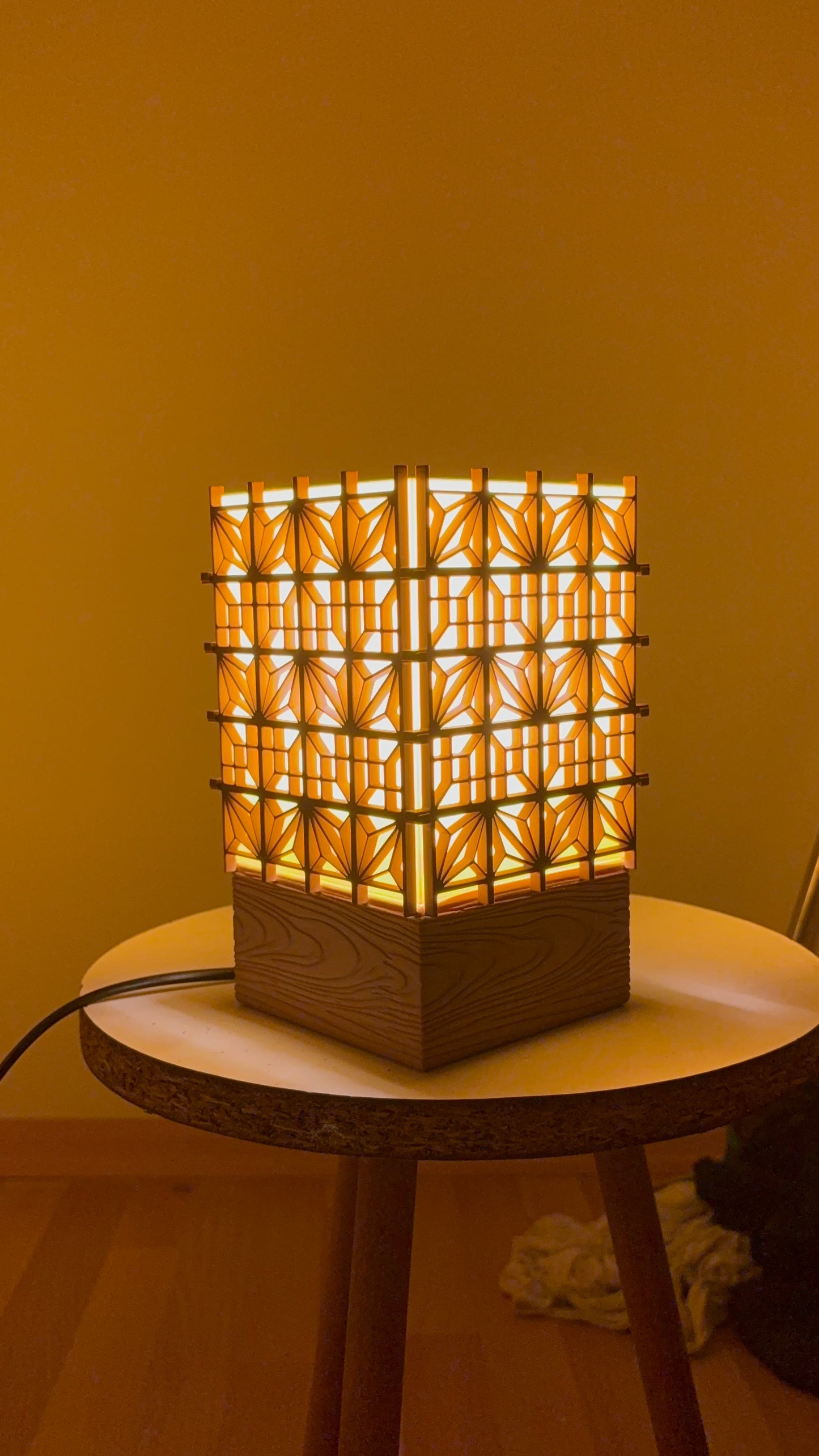 Kumiko.Seigaiha masa lambası, farklı görünüm